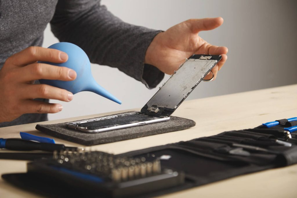 naprawa ekranu iphone